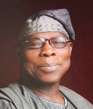 Video: Ex-president Obasanjo shows fitness, jumps off a high podium