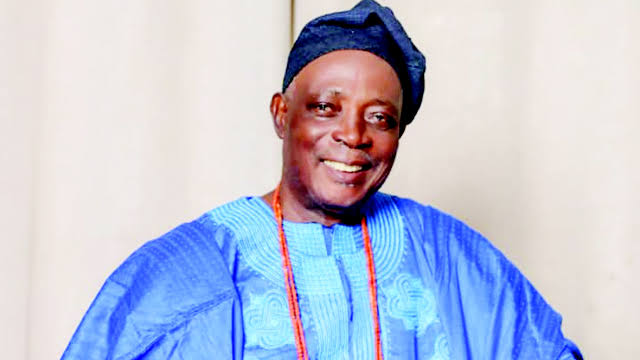 Why Ladoja shunned coronation as Makinde presents staff of office to 10 Ibadan Obas