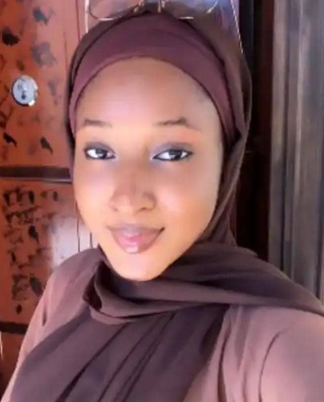 I’m Seriously searching for Husband Even If He Is Poor — Beautiful Nigerian Lady Cries out
