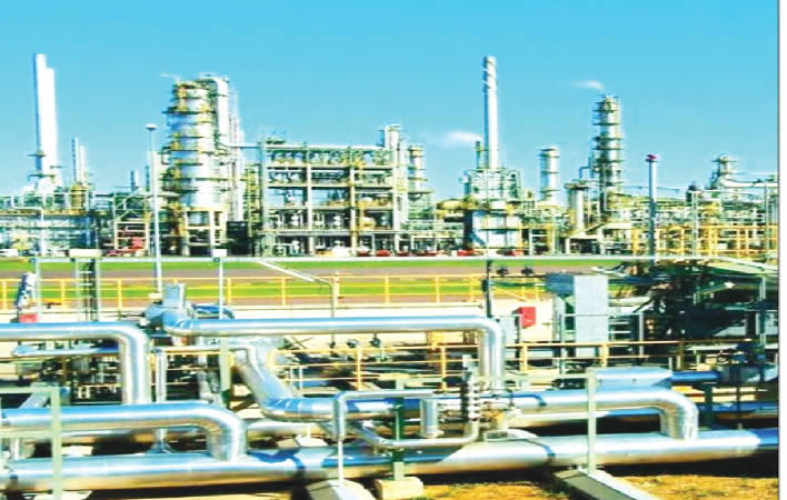 Dangote refinery misses production deadline, PENGASSAN reacts