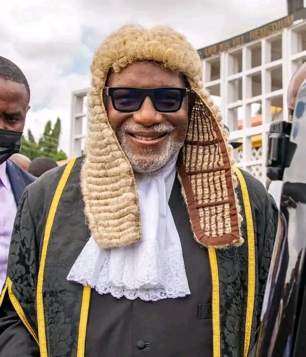 I salute your courage’ — Kolawole Babatunde pens tribute to Akeredolu