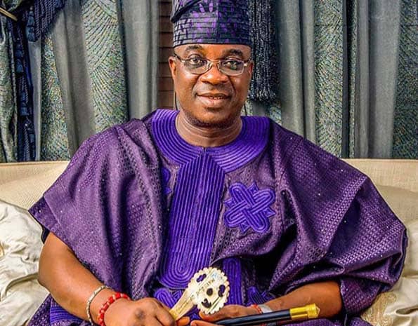 Why I Seized My Band Members Passports – KWAM 1