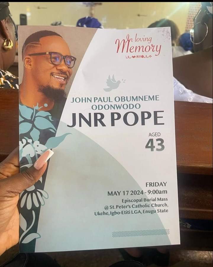 photos: Jnr Pope’s Wife And Kids Weep Uncontrollably At His Funeral