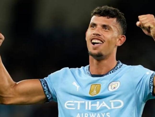 Manchester City midfielder arrested for alleged phone theft